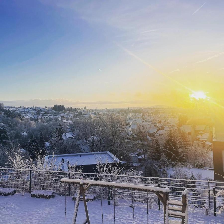 Mayen, Im Mohren, Privatzimmer Nr1, Waldrand, Nahe Nurburgring & Burg Eltz, Gemeinschaftsbad Eksteriør billede